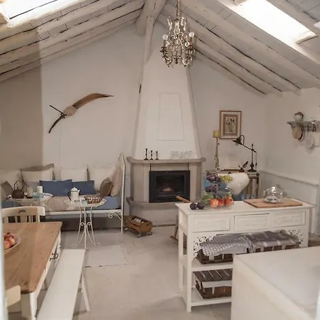 Casa Leandra Con Jacuzzi בית נופש